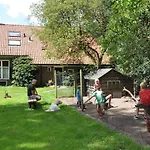 Casa de Férias Verwoldsehof 'op De Deel' *