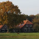 Verwoldsehof 'op De Deel' Holiday home