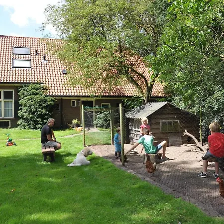 Сasa de vacaciones Verwoldsehof 'op De Deel' *
